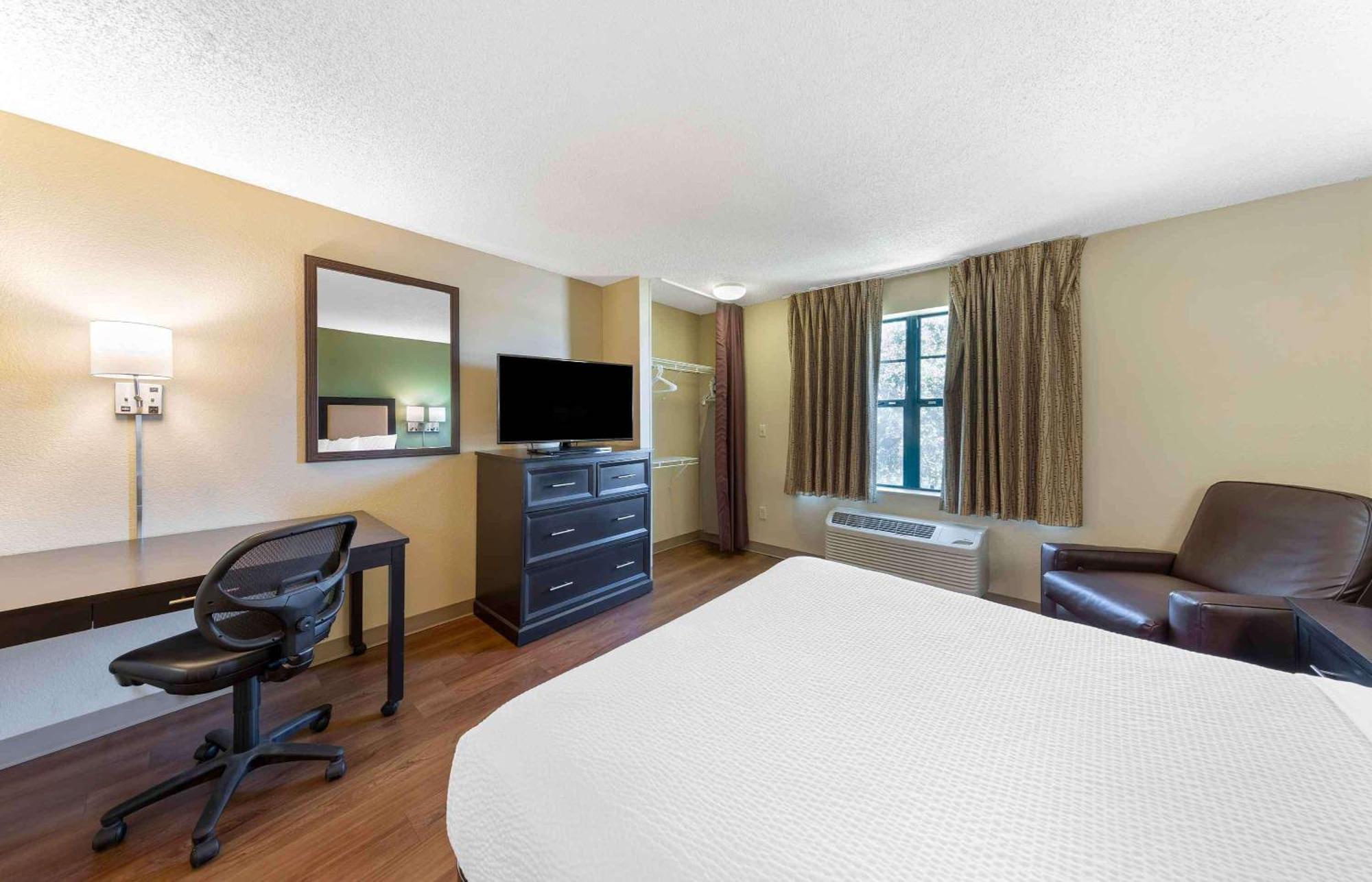Extended Stay America Suites - Phoenix - Deer Valley Buitenkant foto
