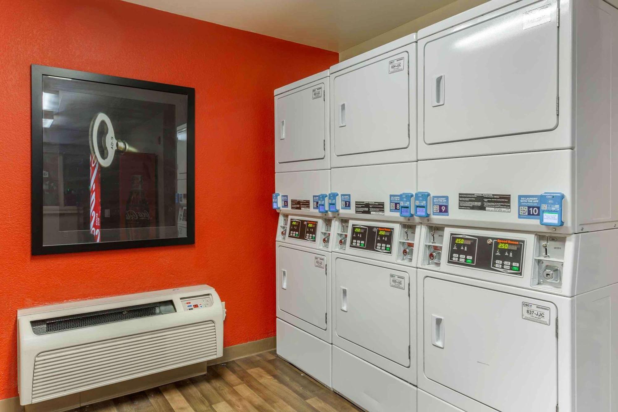 Extended Stay America Suites - Phoenix - Deer Valley Buitenkant foto