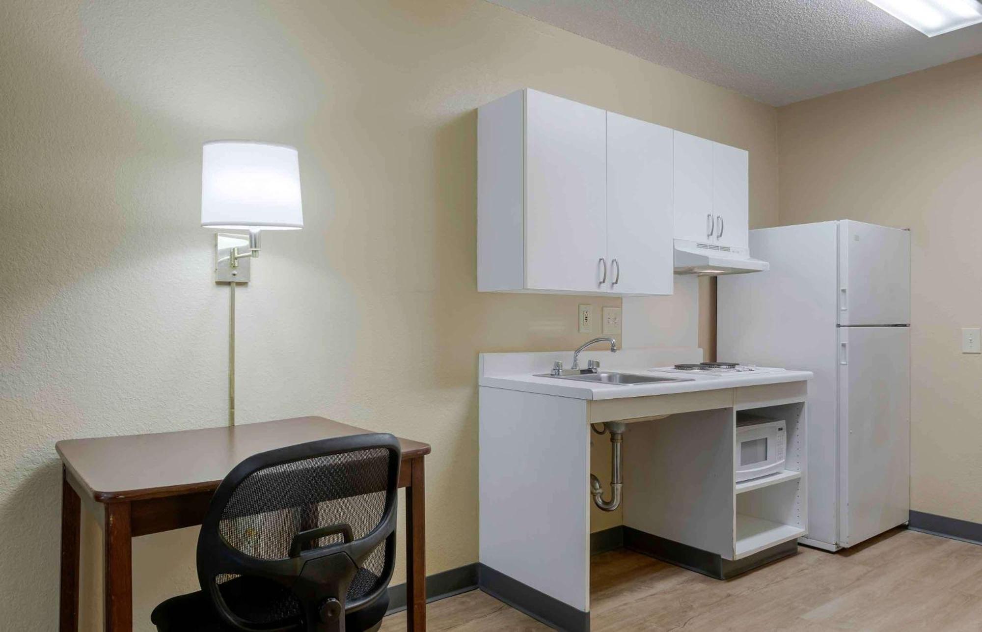 Extended Stay America Suites - Phoenix - Deer Valley Buitenkant foto