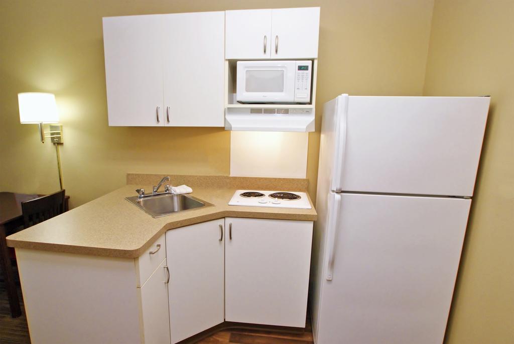 Extended Stay America Suites - Phoenix - Deer Valley Buitenkant foto